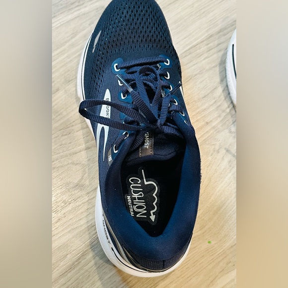 BROOKS GHOST 15 WOMENS RUNNING SHOE ATHLETIC PEACOAT/PEARL/SALT AIR SIZE 9.5 - Picture 10 of 14